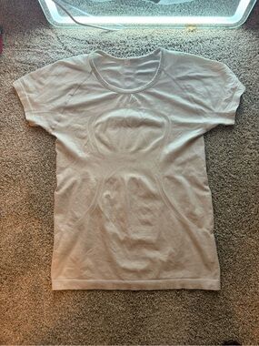 Women's Lululemon Swifty Tech Top
